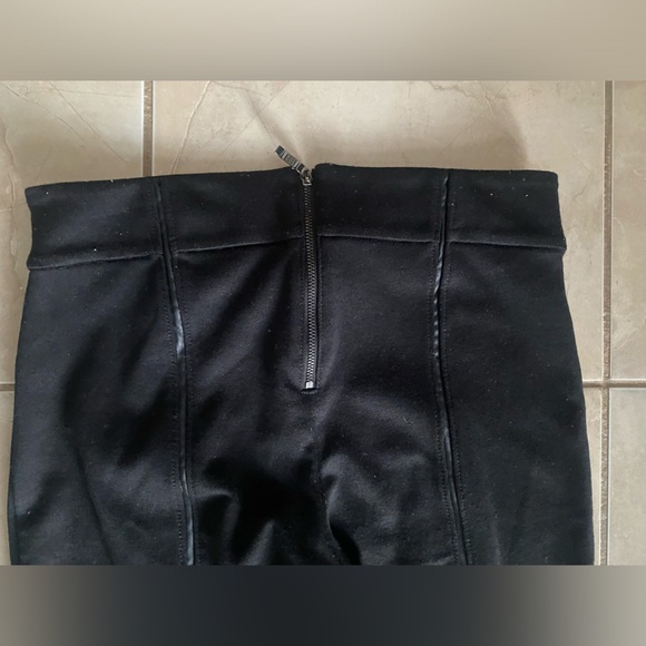 Women’s guess dress pants - size small - Picture 8 of 8